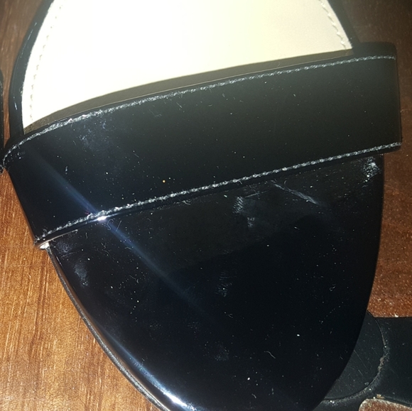 Michael Kors | Black | Patent Leather Heel - Picture 7 of 7